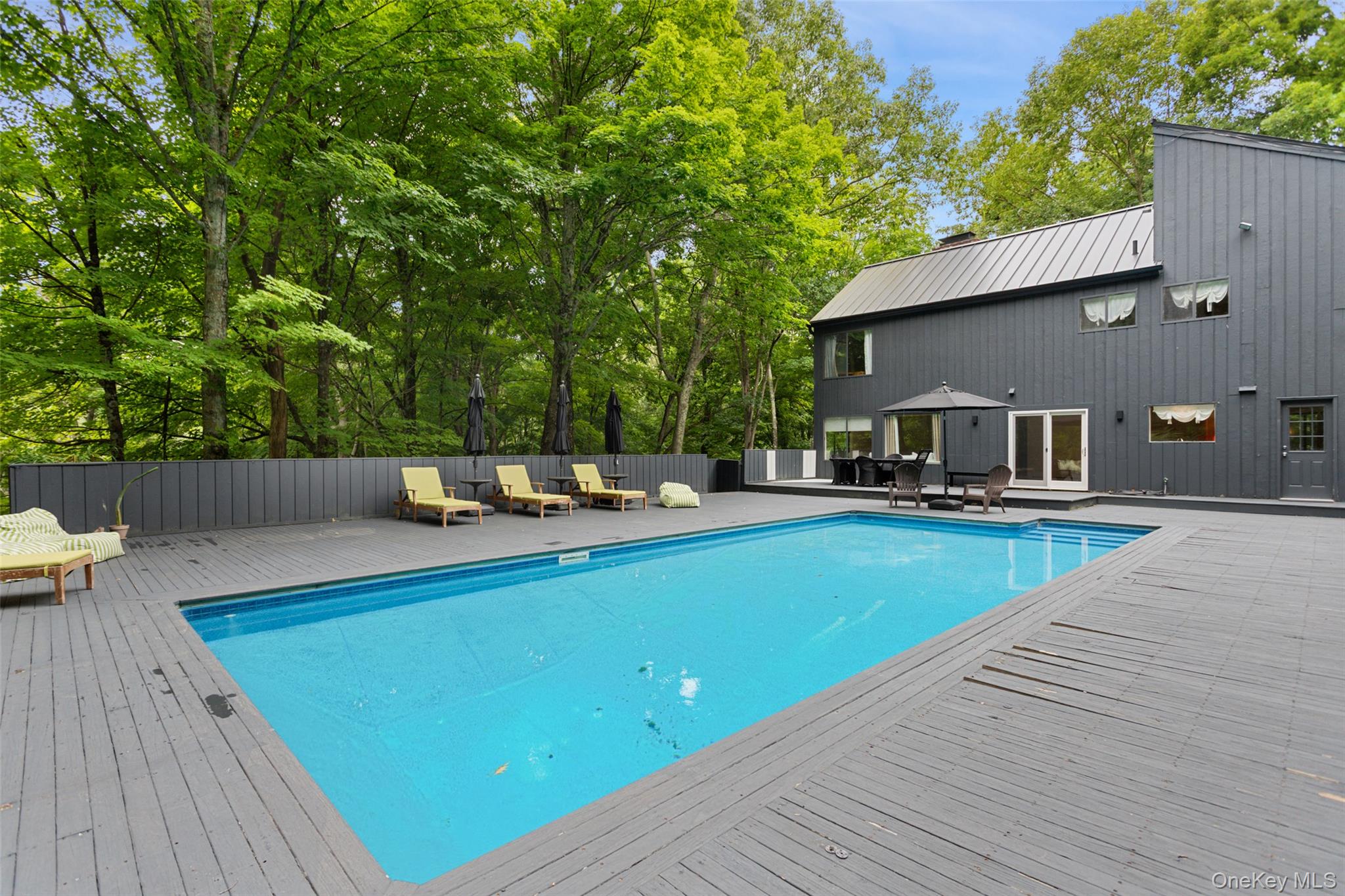 25 Cross Pond Road Property Photo 20