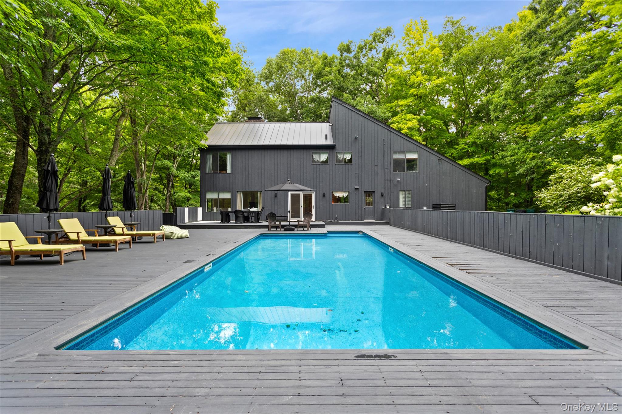 25 Cross Pond Road Property Photo 21