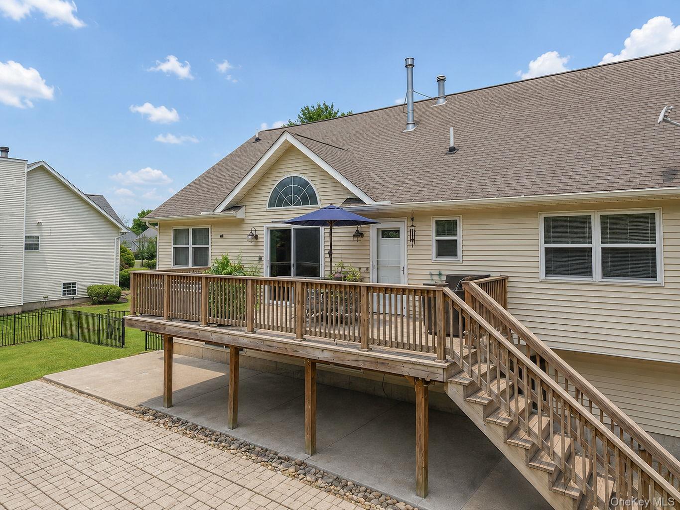 26 Seals Drive Property Photo 2