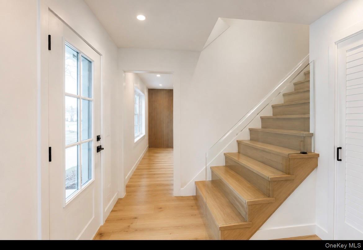 20 Brook Lane Property Photo 9