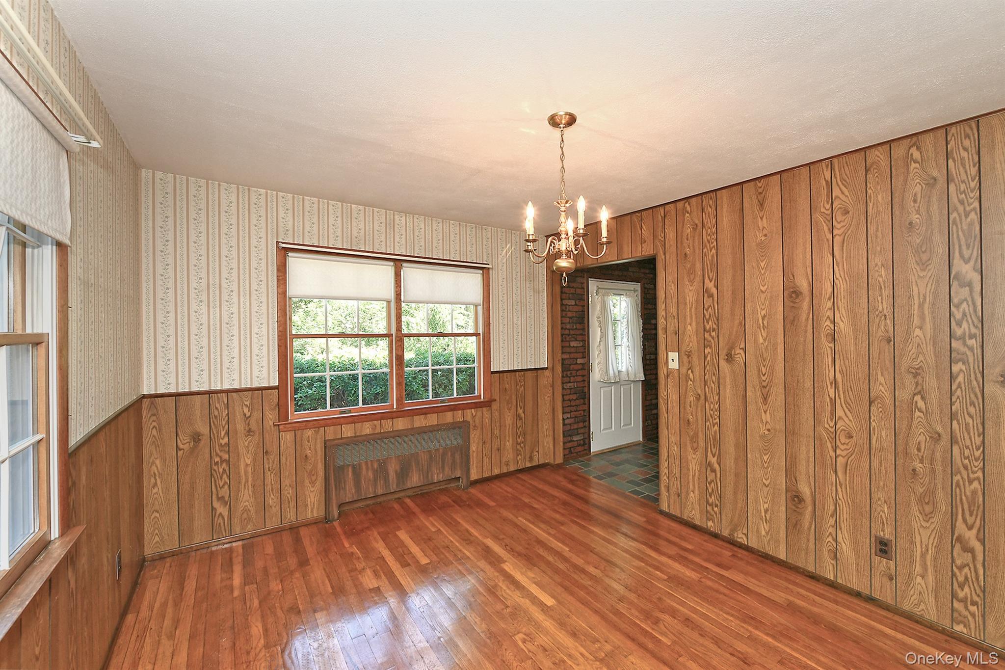 20 Brook Lane Property Photo 10