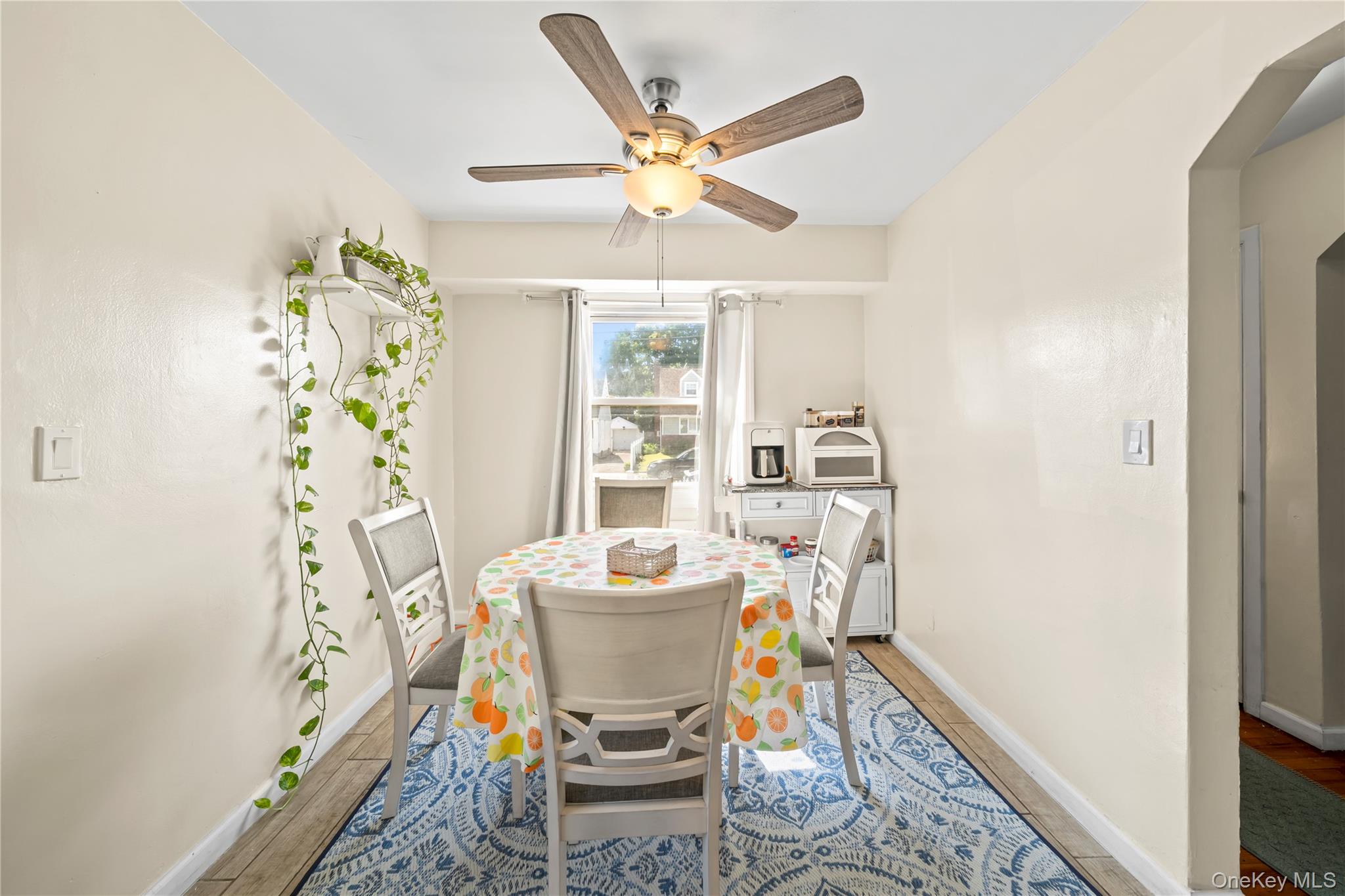 461 Greengrove Avenue Property Photo 4