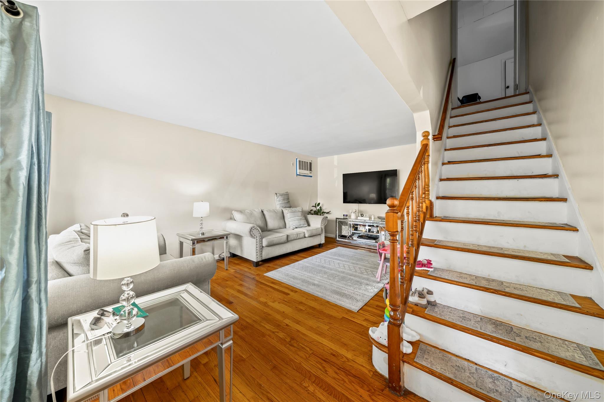 461 Greengrove Avenue Property Photo 7
