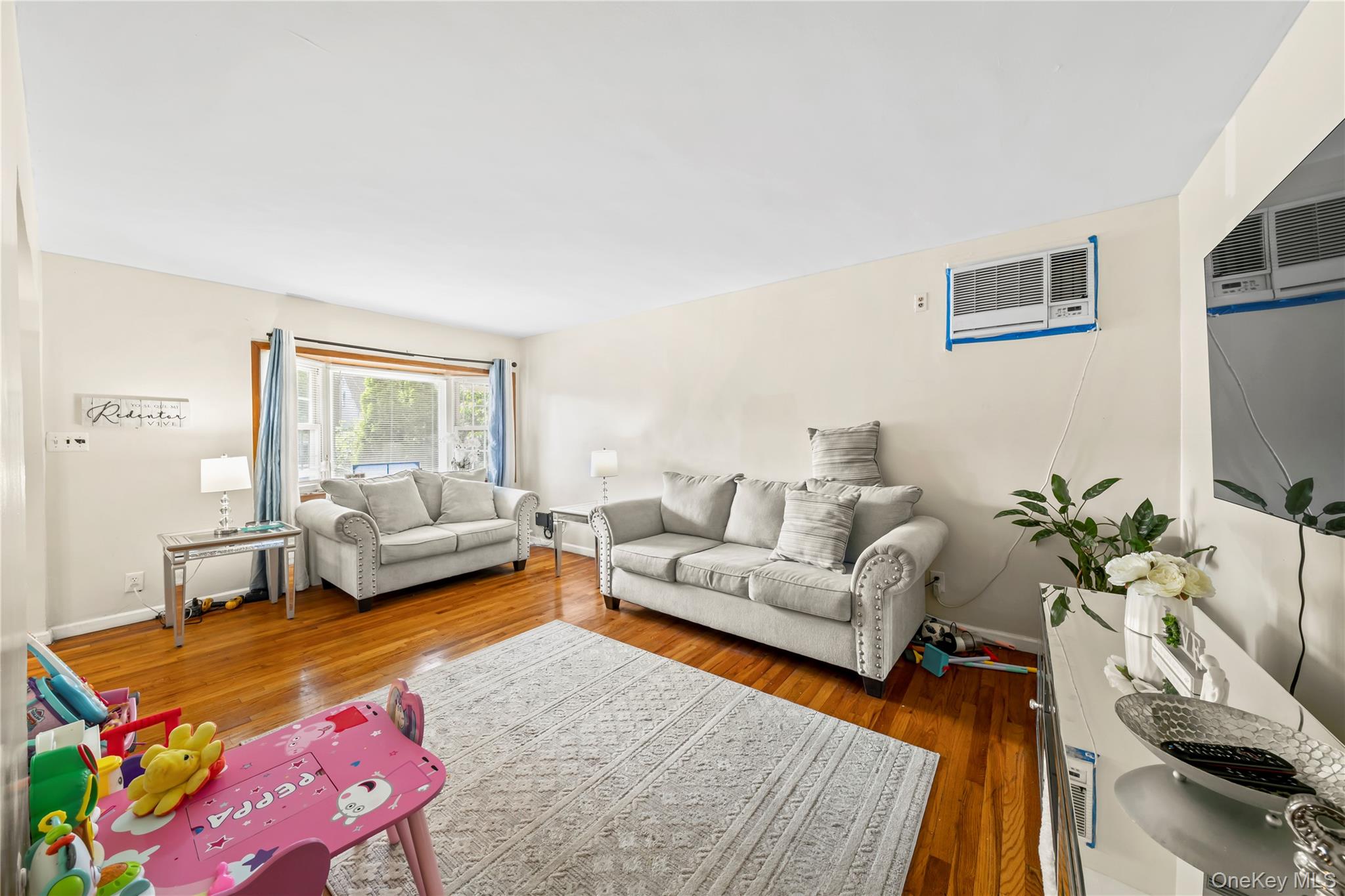461 Greengrove Avenue Property Photo 9