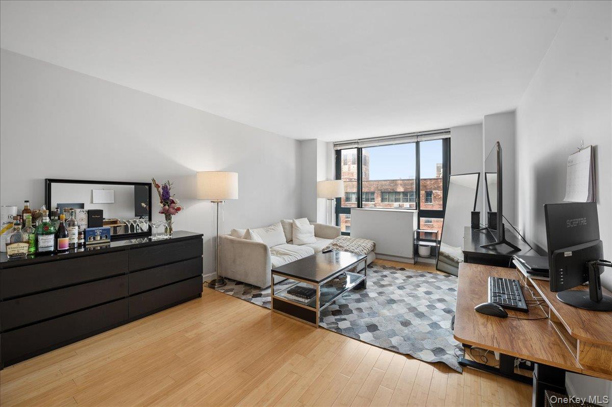 1 Irving Place U16e Property Photo 14