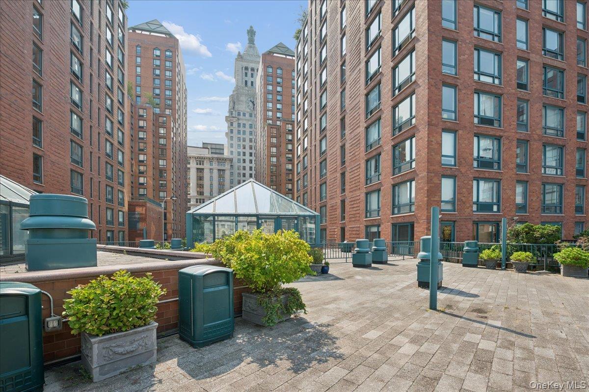 1 Irving Place U16e Property Photo 28