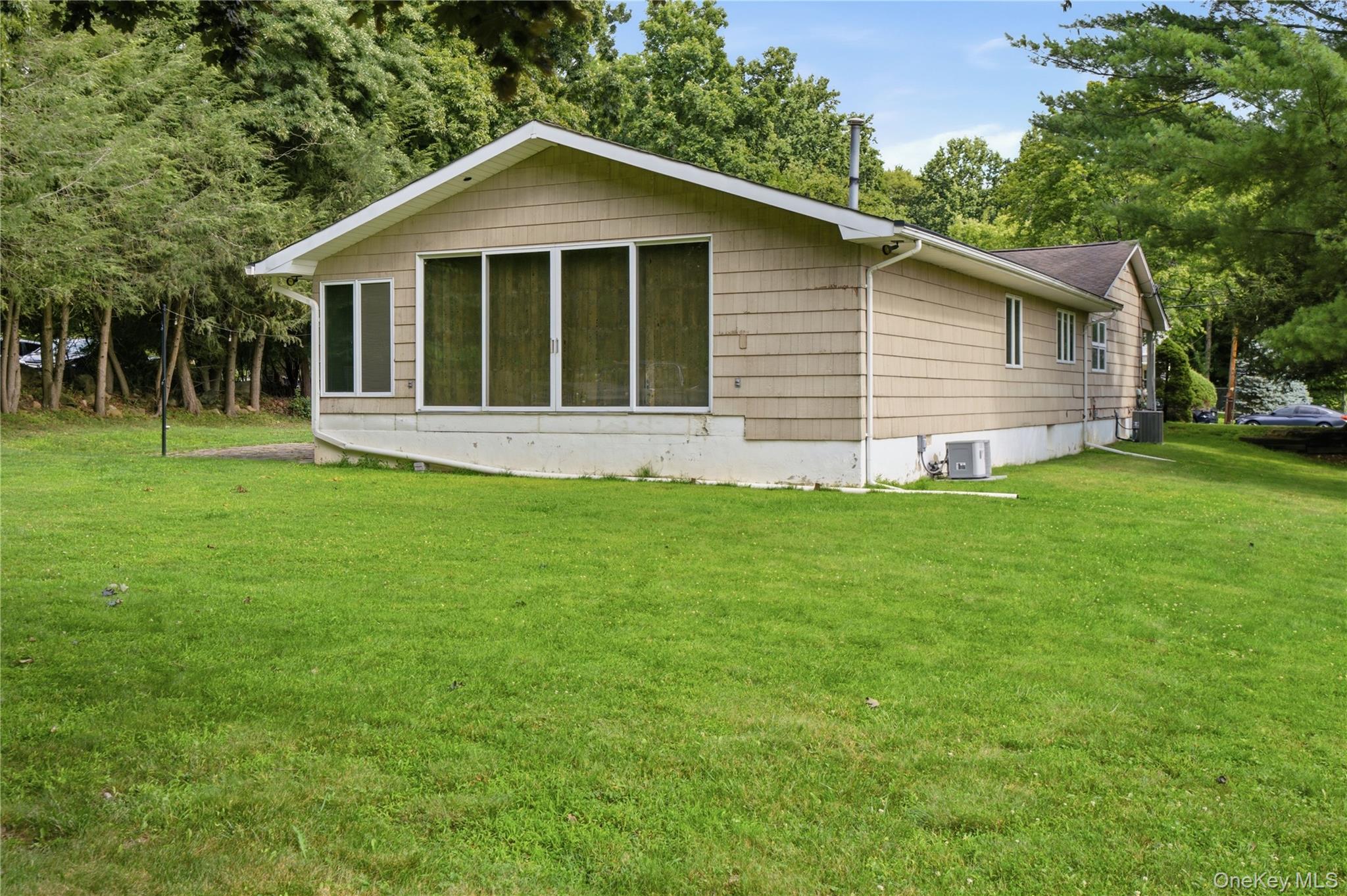 17 Little Brook Lane Property Photo 39