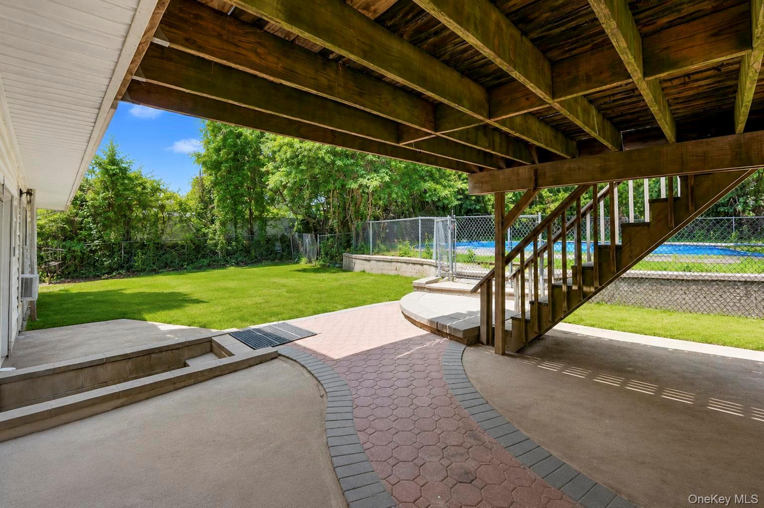 71 Barton Avenue Property Photo 17