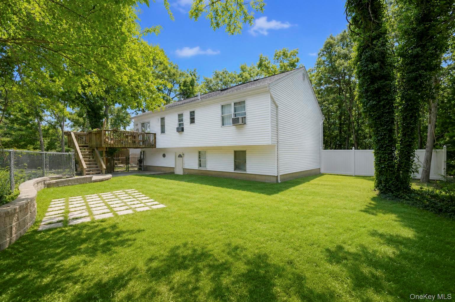71 Barton Avenue Property Photo 18
