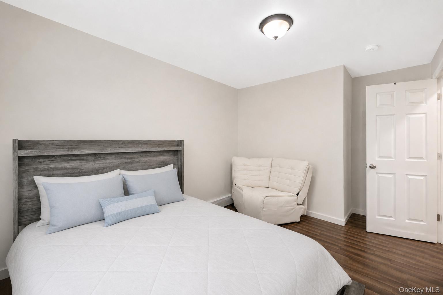 71 Barton Avenue Property Photo 24