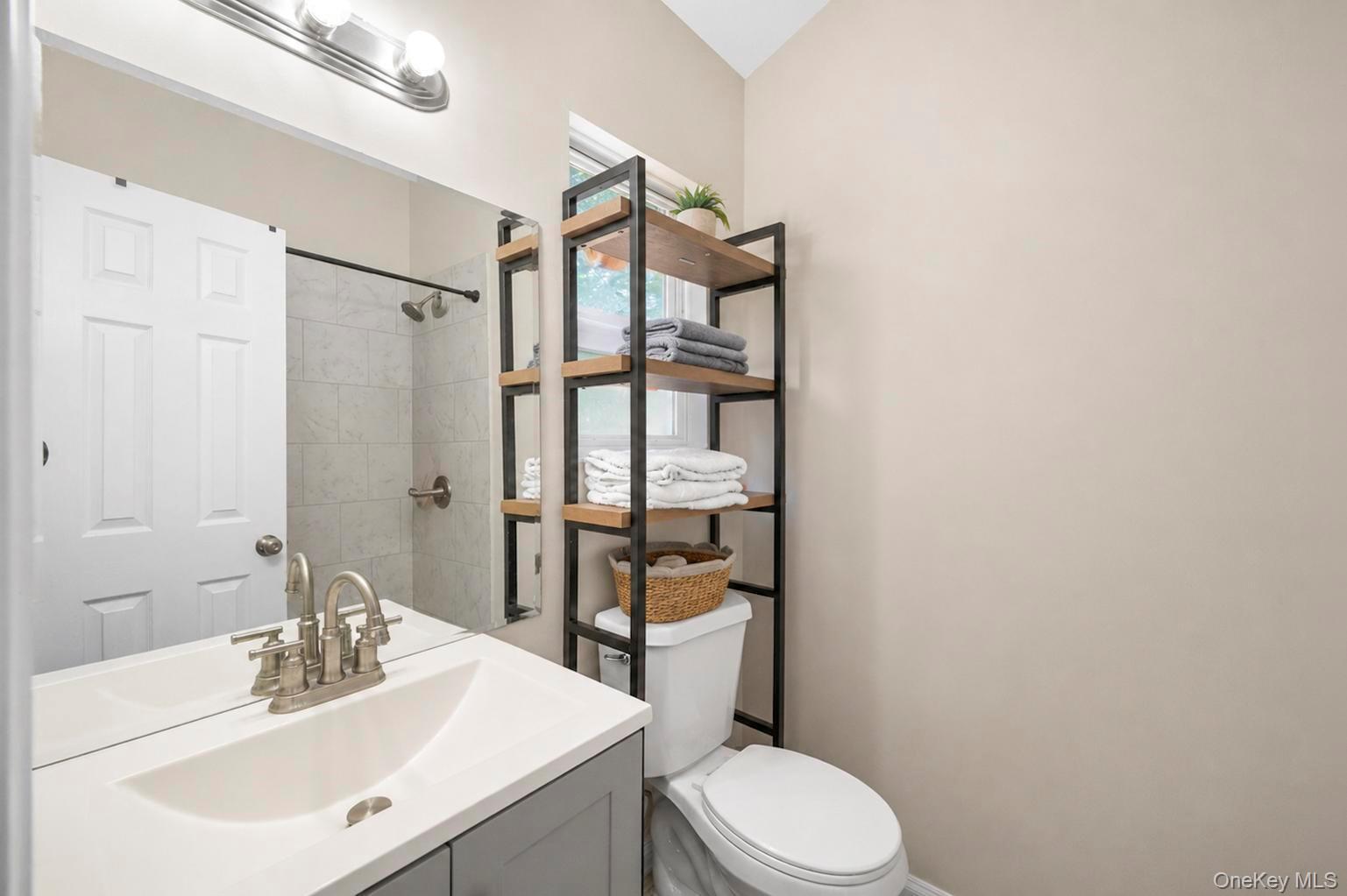 71 Barton Avenue Property Photo 34