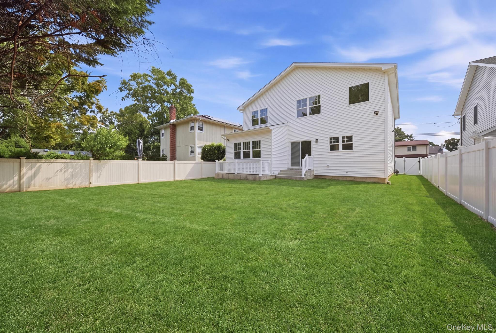 1586 Maeder Avenue Property Photo 3