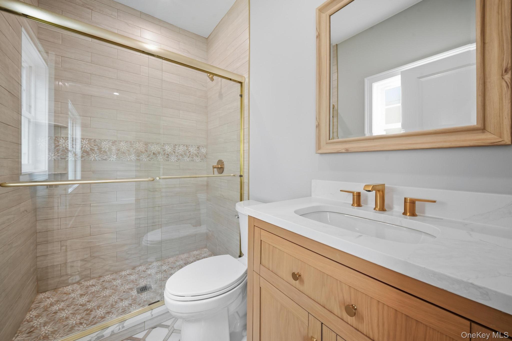 1586 Maeder Avenue Property Photo 22
