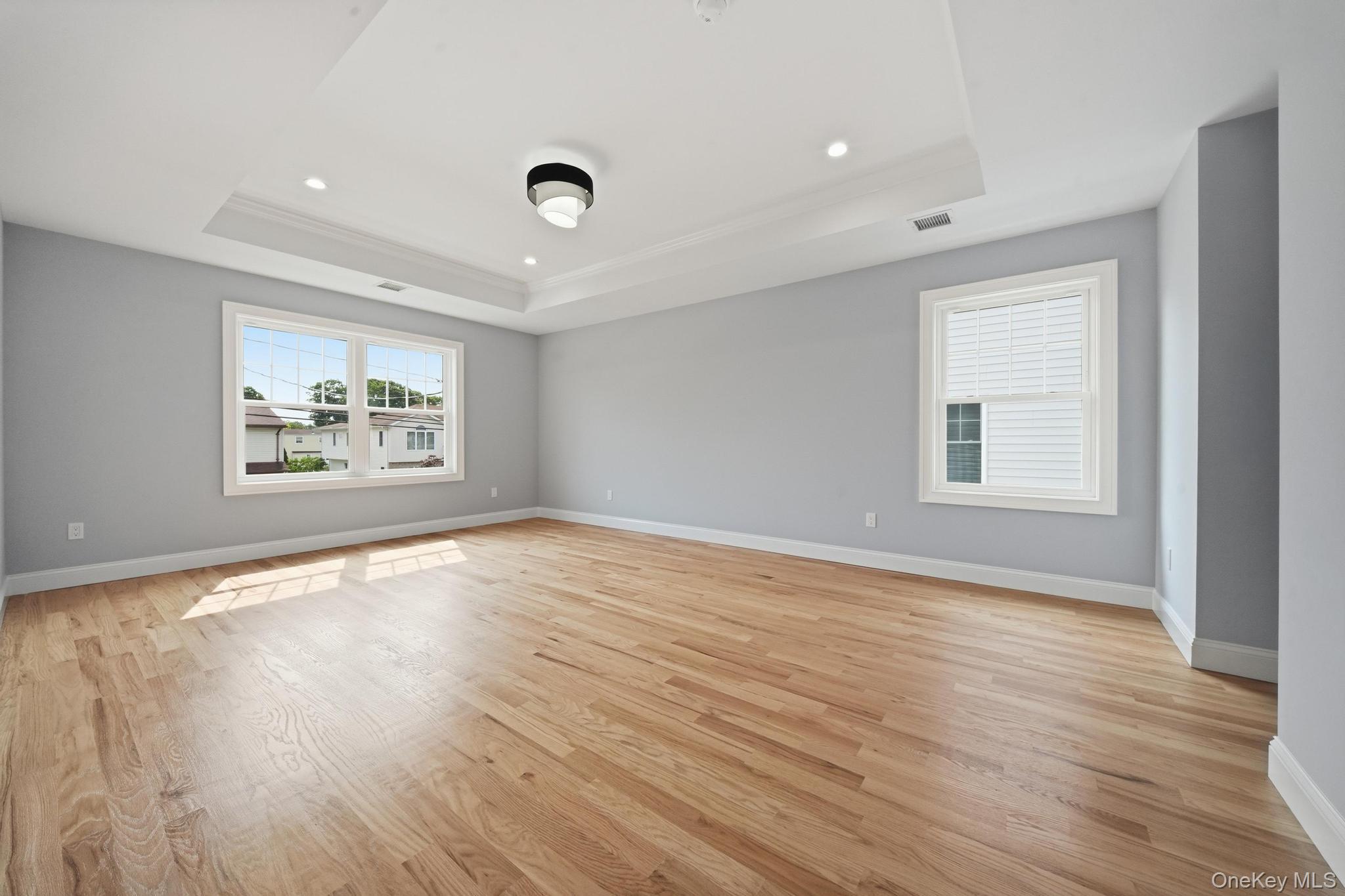 1586 Maeder Avenue Property Photo 27