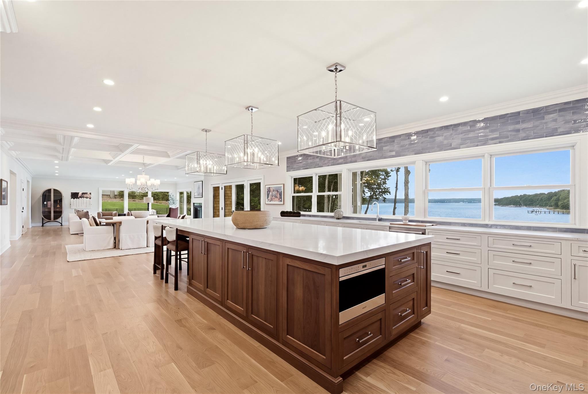 106 Cove Road Property Photo 14