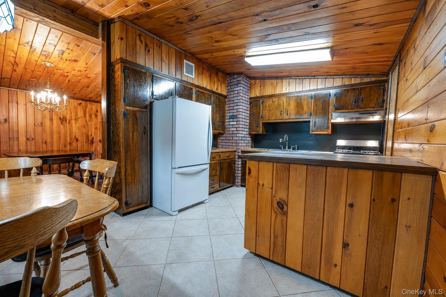 16 Morning Drive Property Photo 6