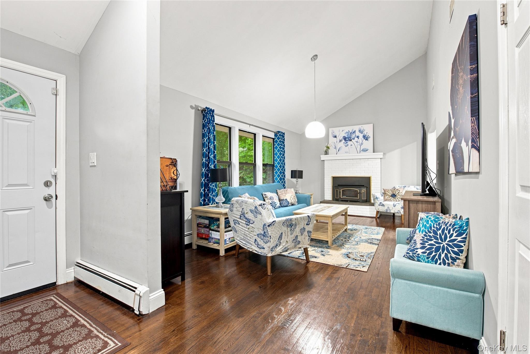15 Seaside Avenue Property Photo 3