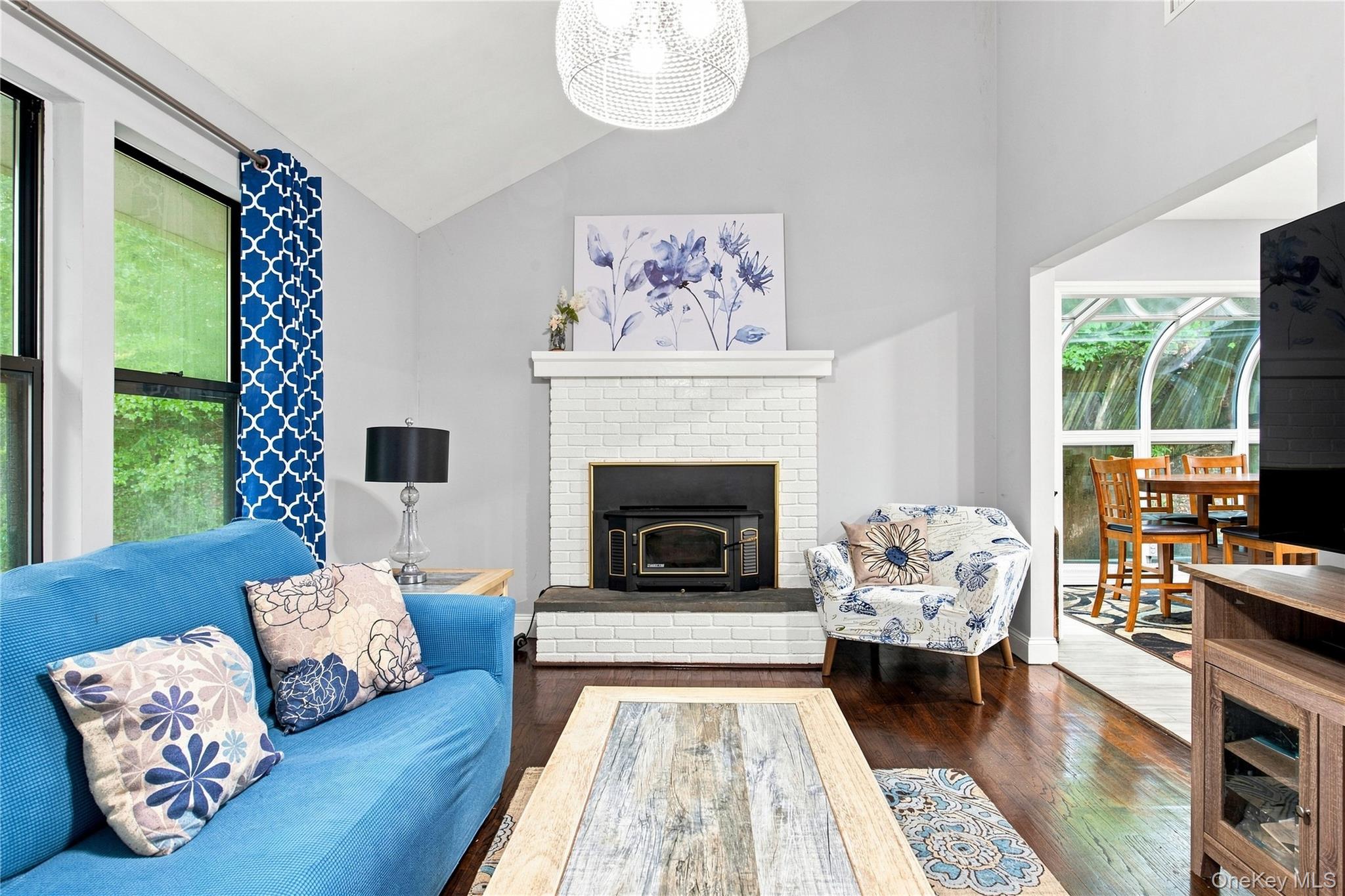 15 Seaside Avenue Property Photo 4