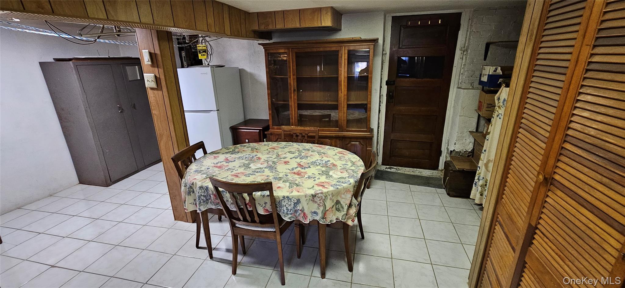 78-54 75th Street Property Photo 12
