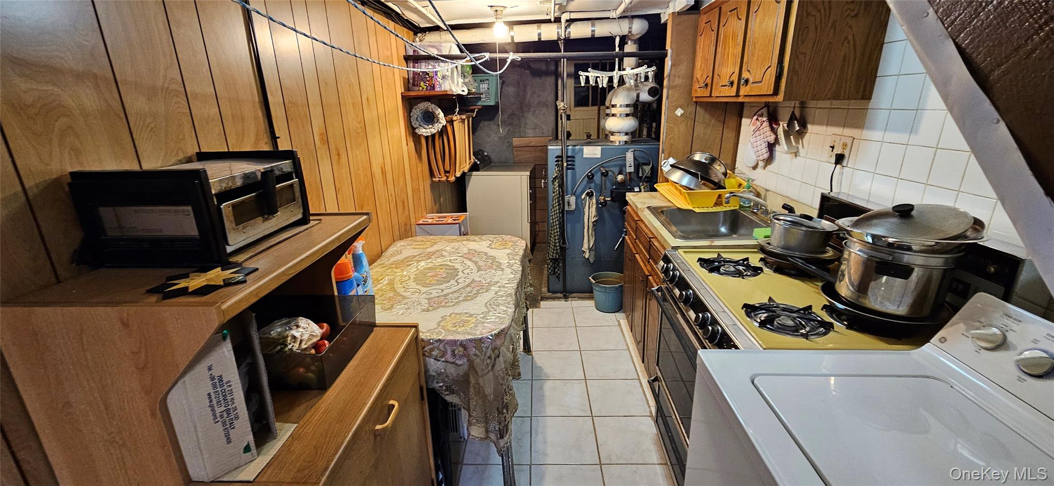 78-54 75th Street Property Photo 14