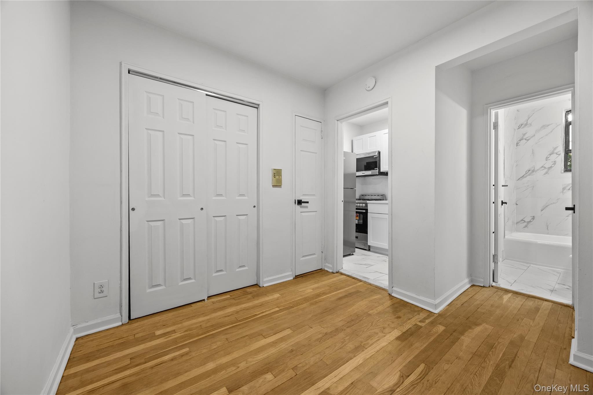 309 N Broadway Broadway 2g Property Photo 6
