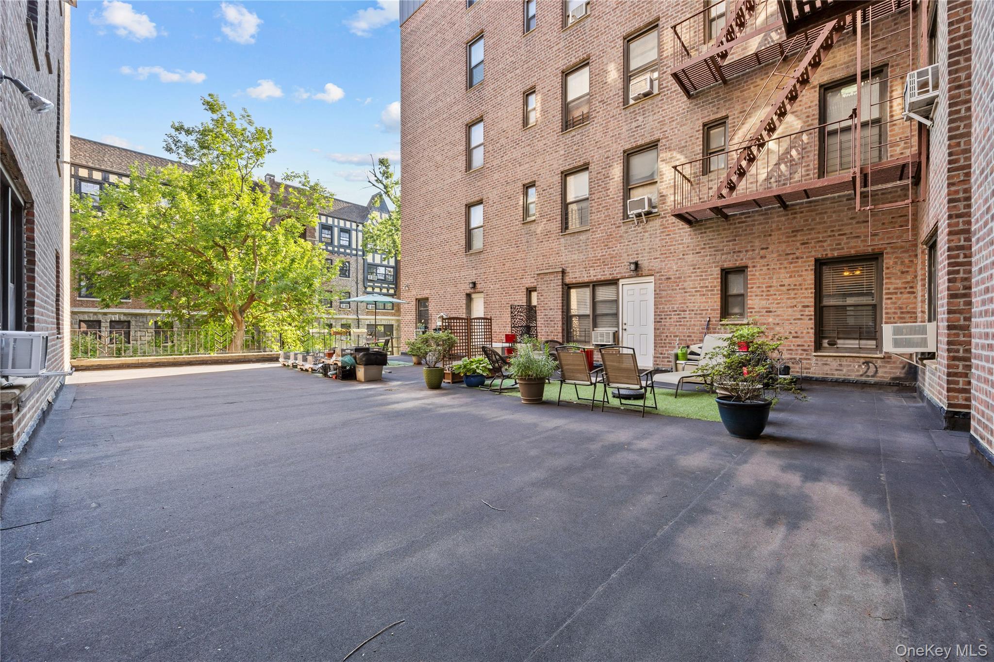 309 N Broadway Broadway 2g Property Photo 16