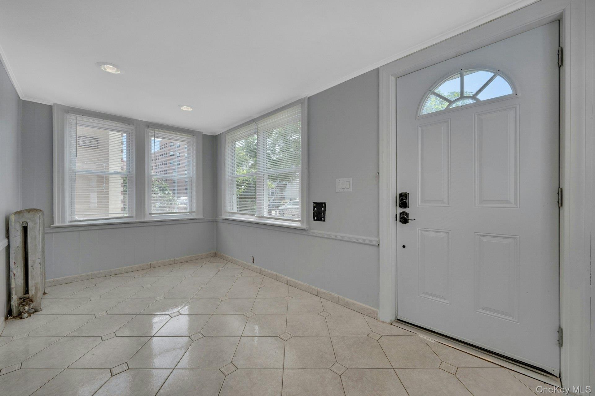 1736 Parkview Avenue Property Photo 3