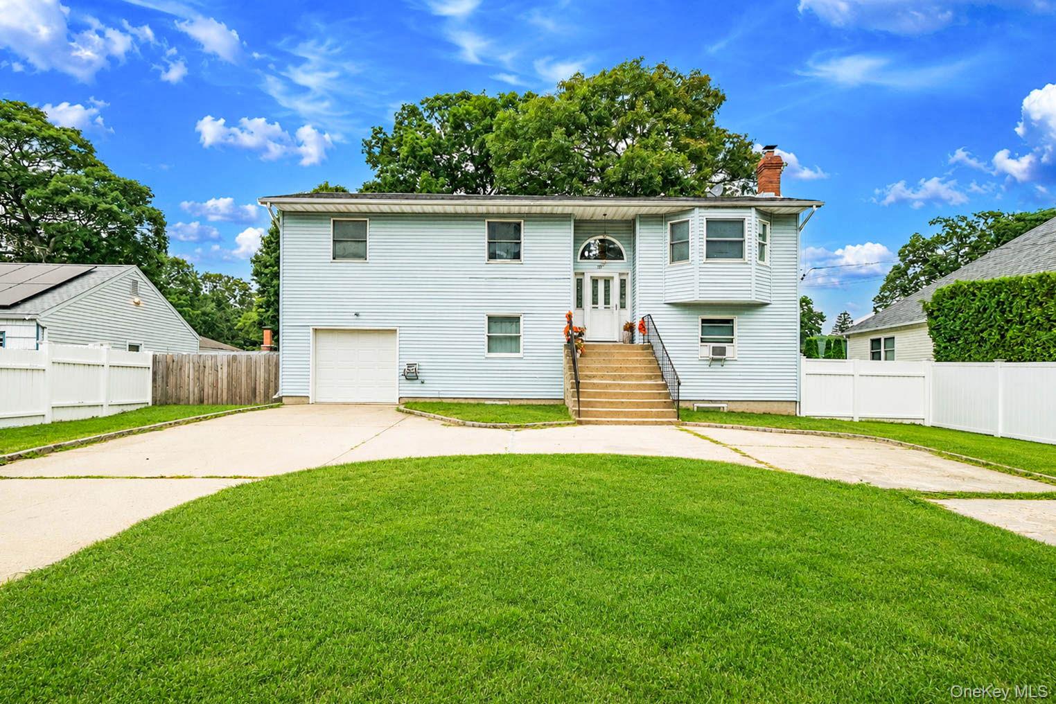 107 Cedar Oaks Avenue Property Photo 1