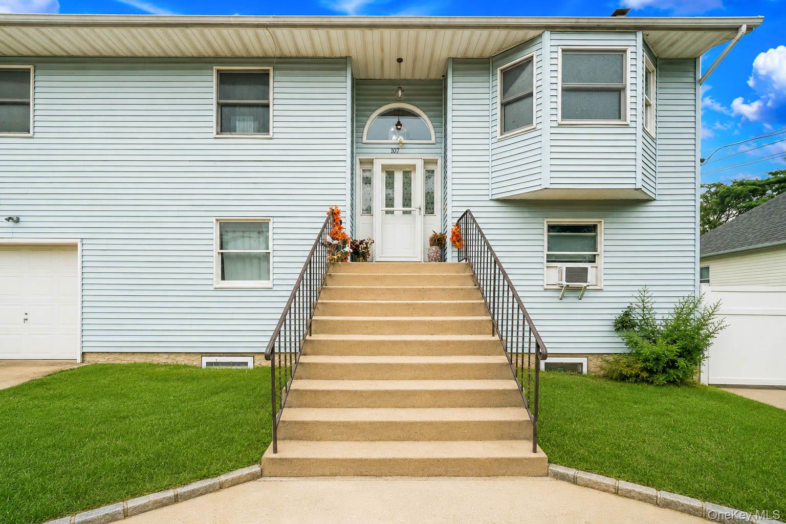 107 Cedar Oaks Avenue Property Photo 3