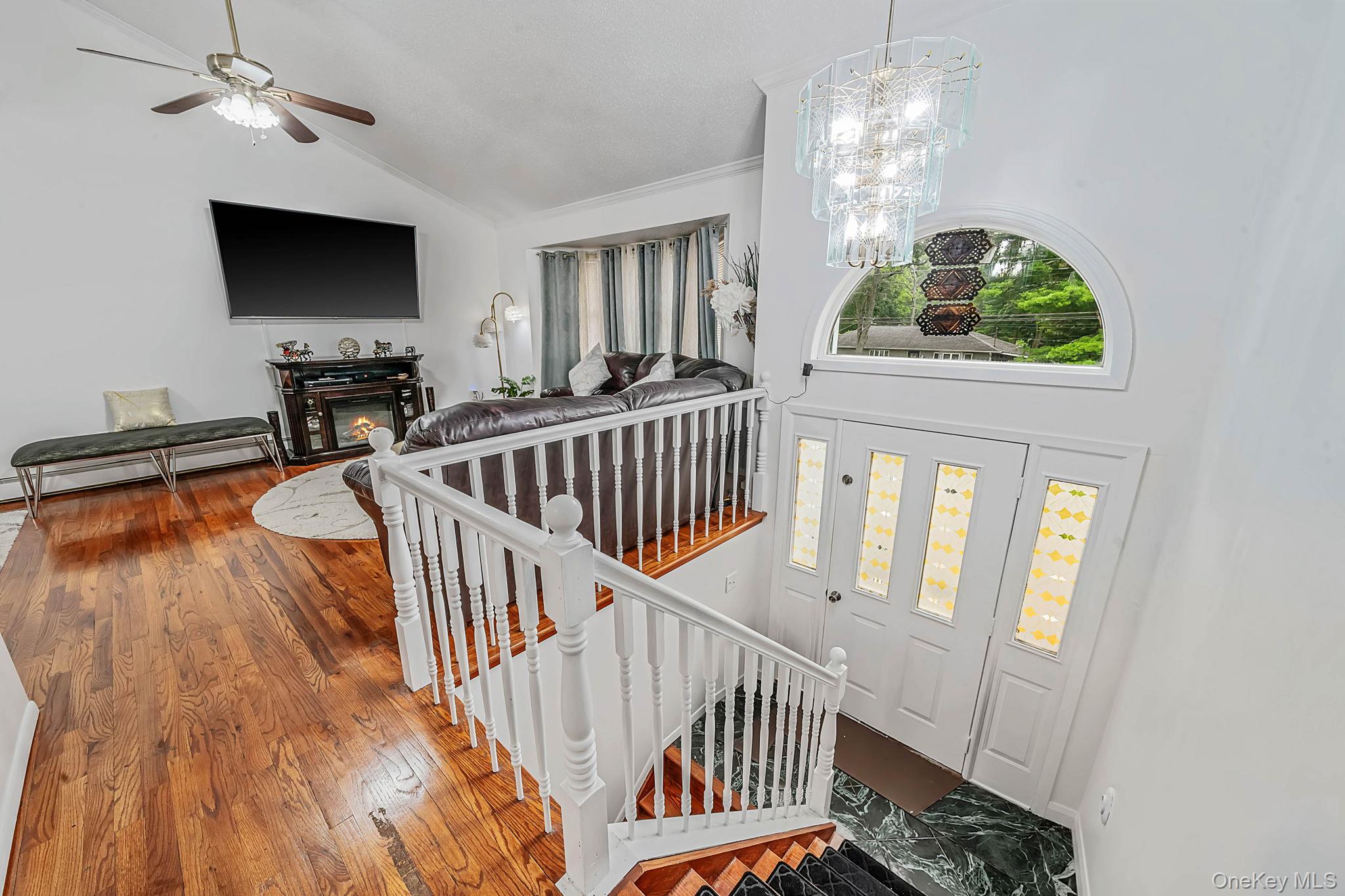 107 Cedar Oaks Avenue Property Photo 10