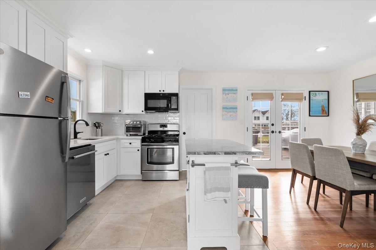 7 Whiting Road Property Photo 4
