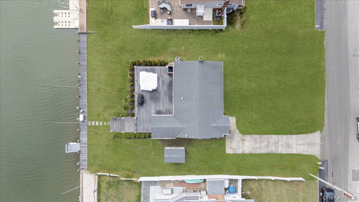 7 Whiting Road Property Photo 24