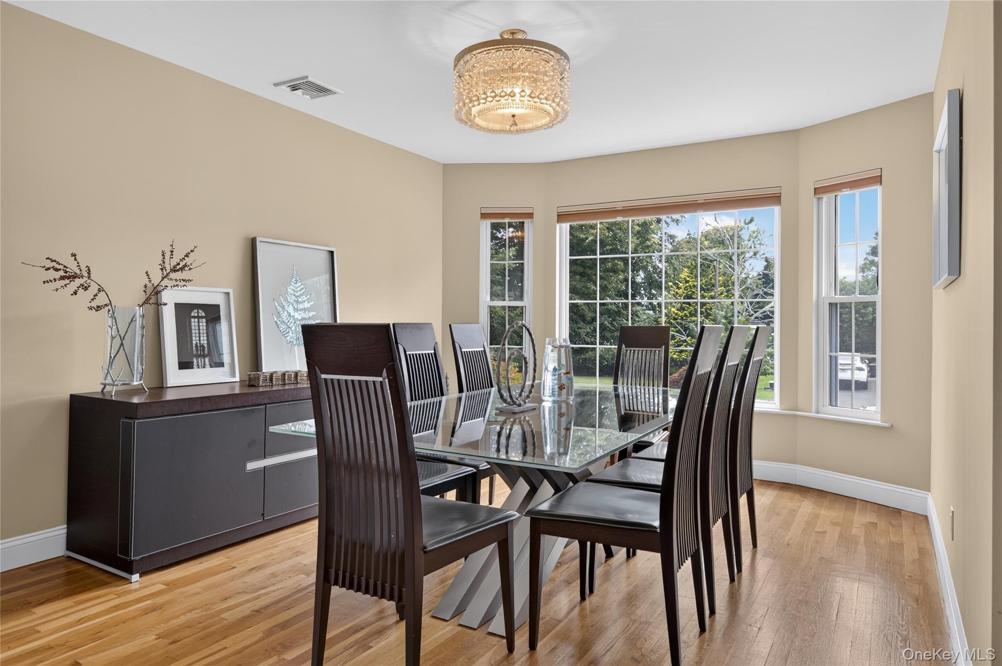 8 Yates Lane Property Photo 11