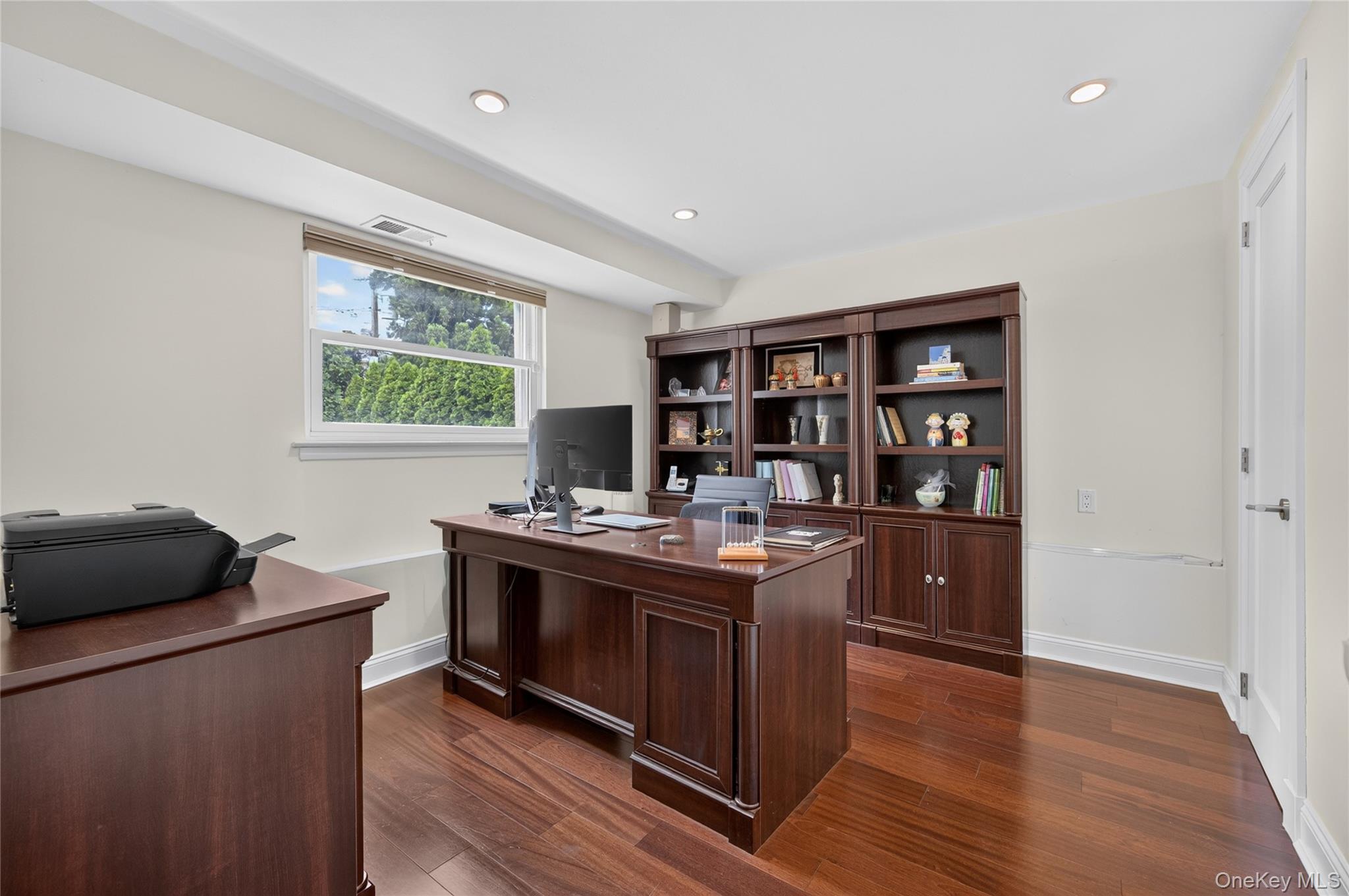 8 Yates Lane Property Photo 19