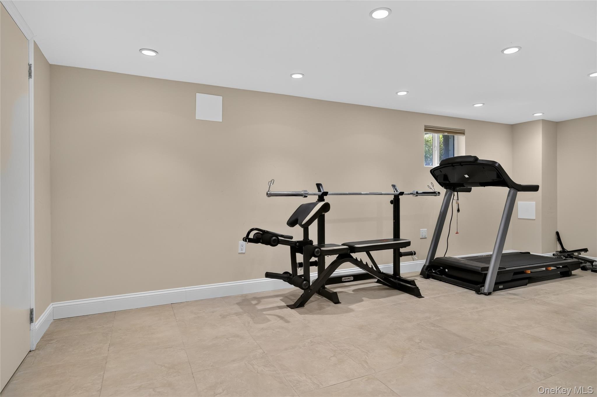 8 Yates Lane Property Photo 23