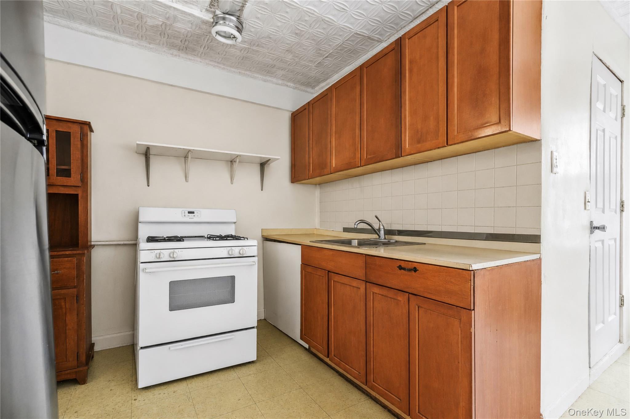 175 E 117th Street Property Photo 21