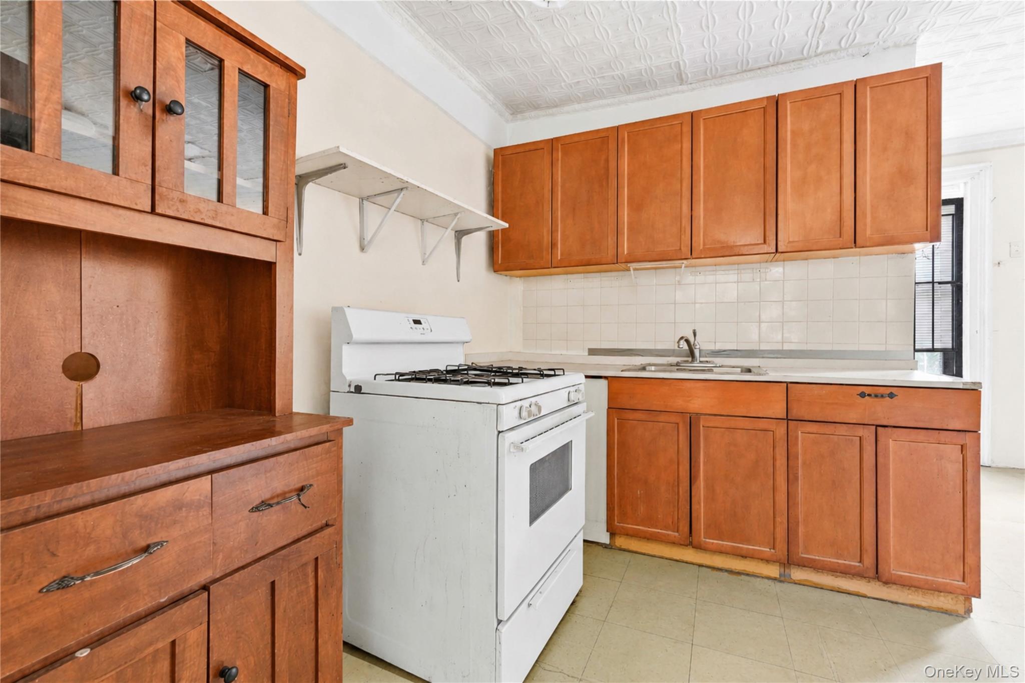 175 E 117th Street Property Photo 22