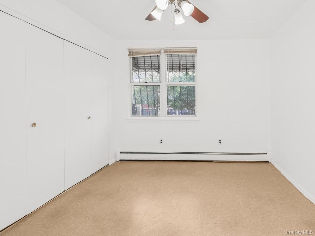 1060 Fox Street Property Photo 8