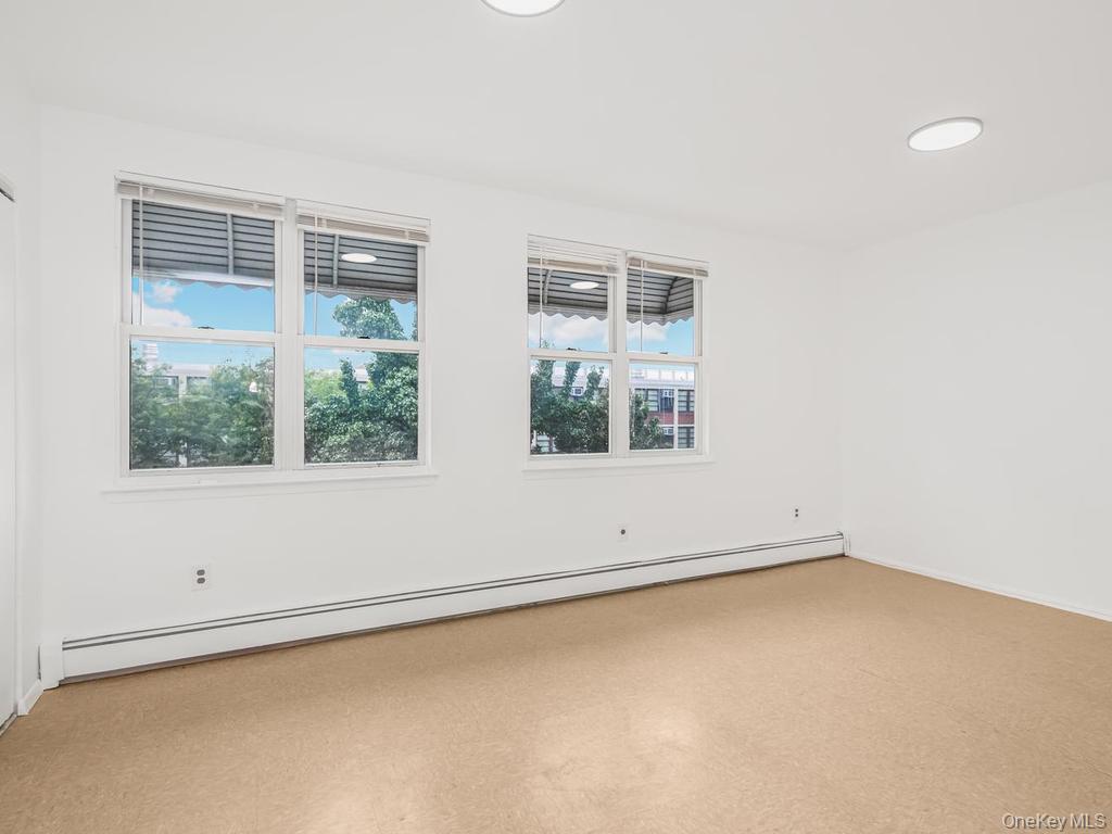 1060 Fox Street Property Photo 18