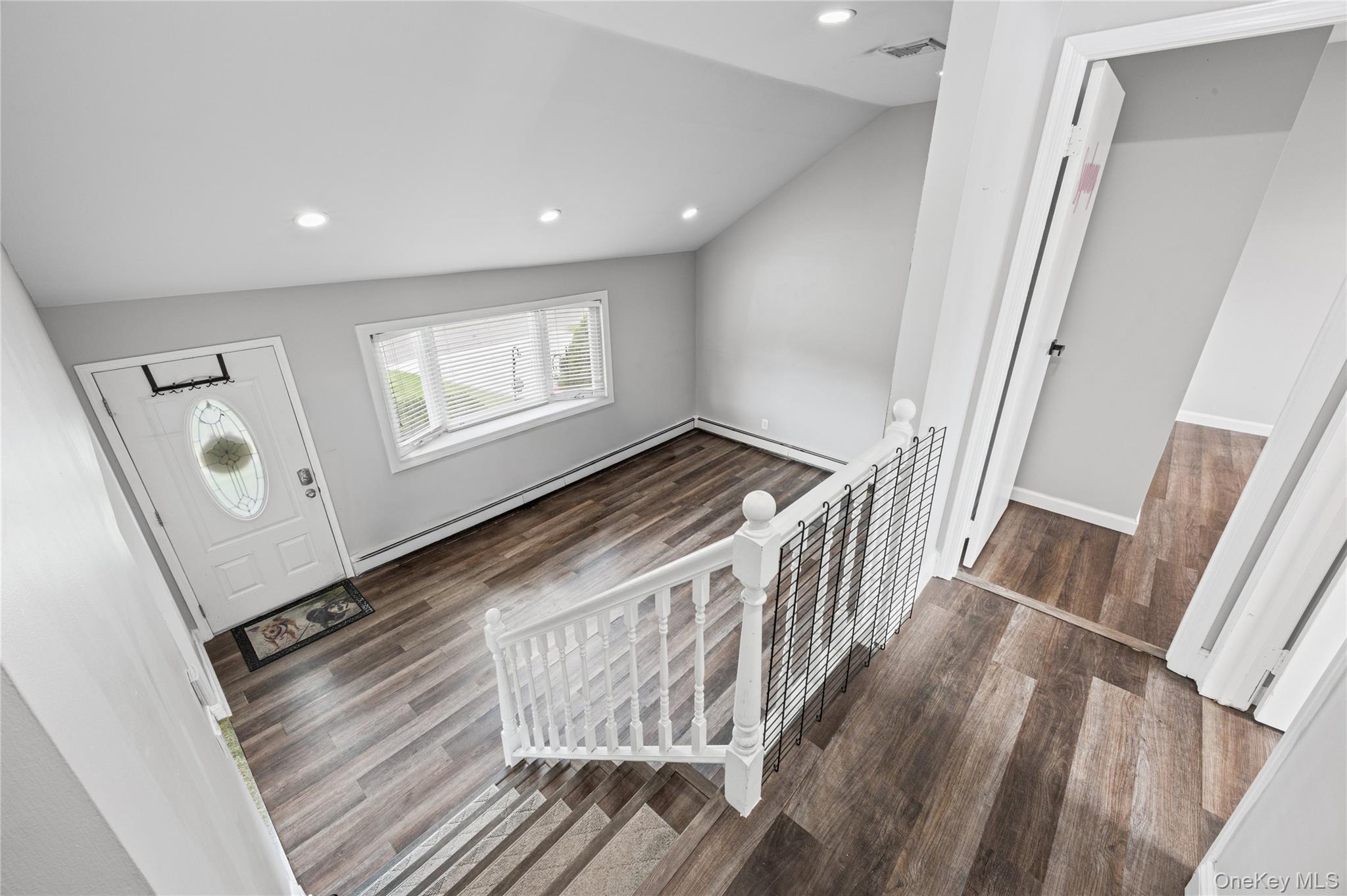 78 Circle Drive Property Photo 6