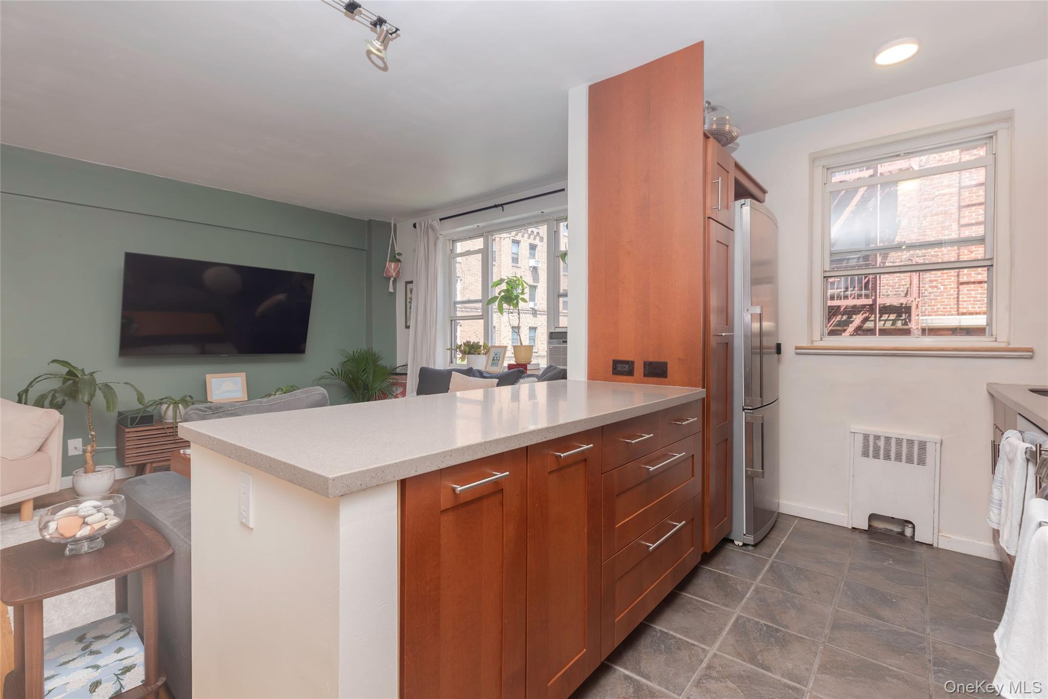 12 Westchester Avenue 2j Property Photo 5