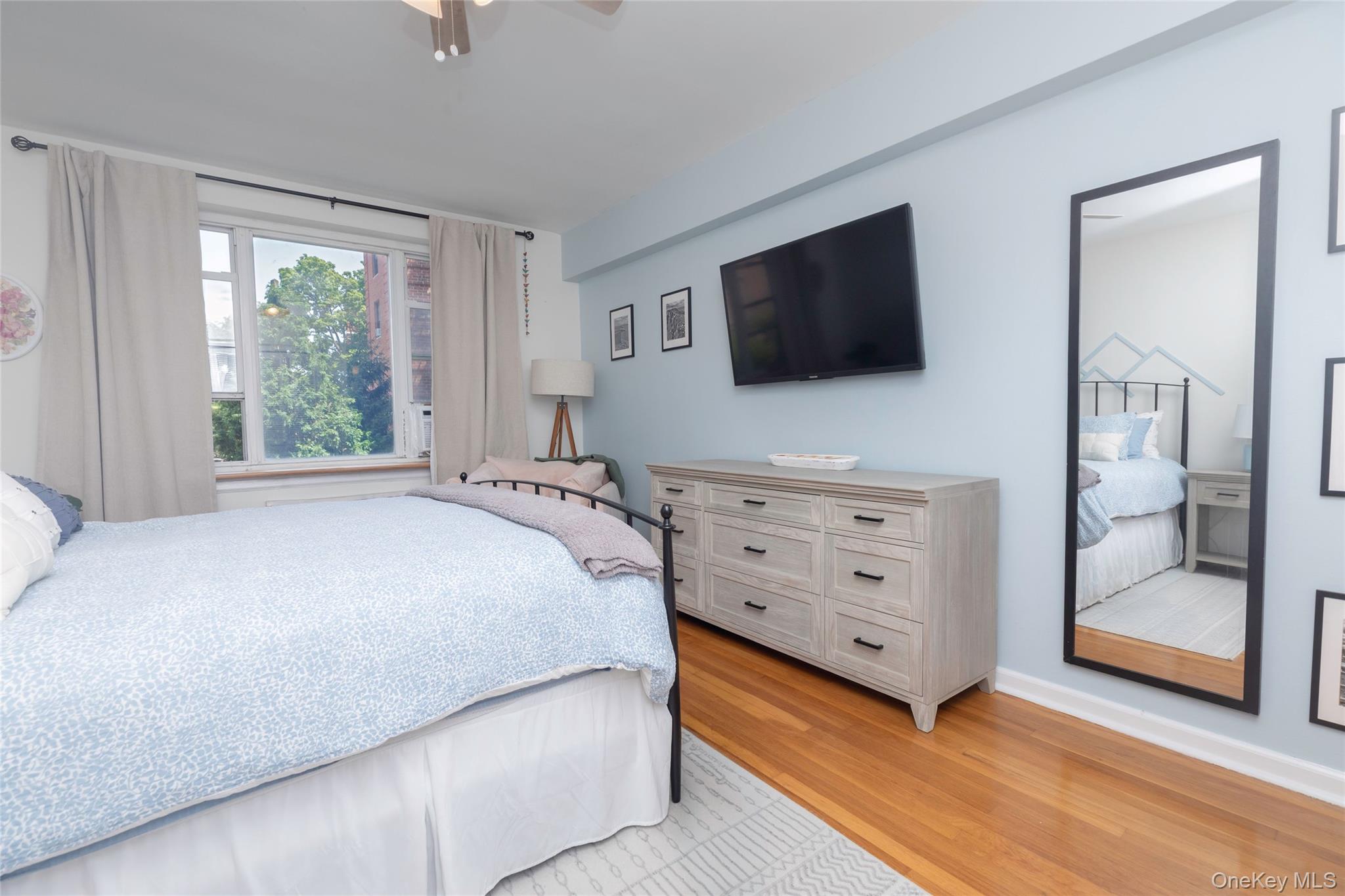12 Westchester Avenue 2j Property Photo 7