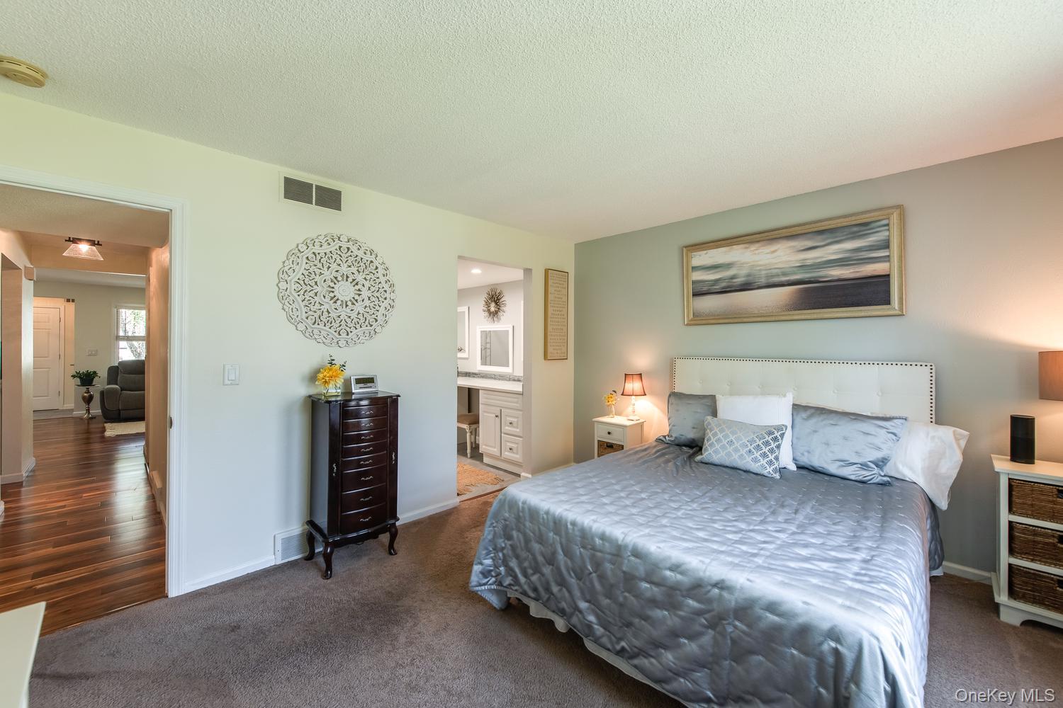6 Burnham Court Property Photo 27