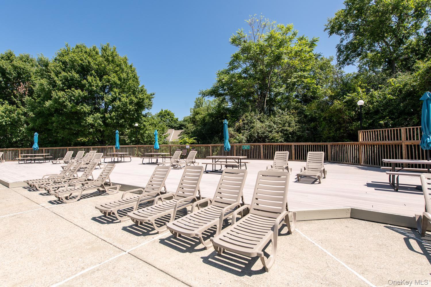 6 Burnham Court Property Photo 37