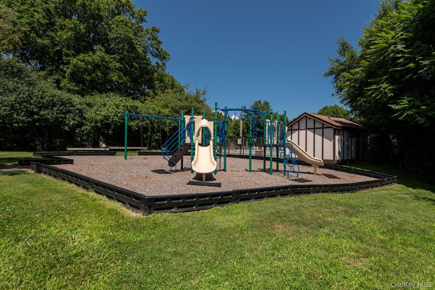 6 Burnham Court Property Photo 38