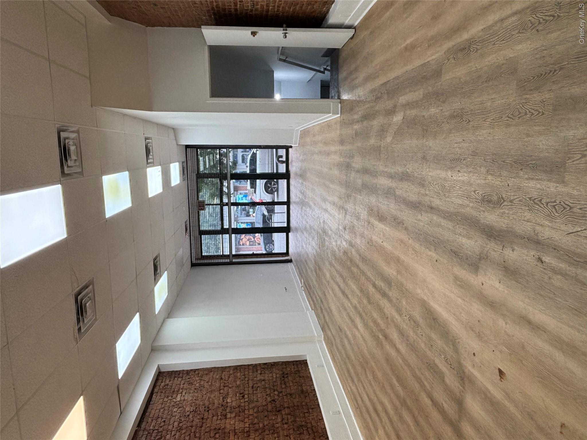 322 Myrtle Avenue Property Photo 2
