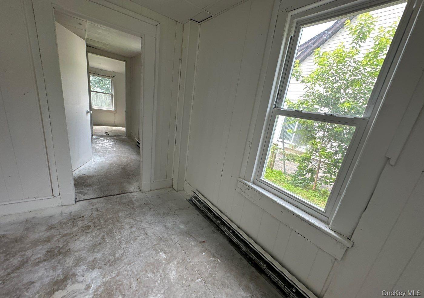 90 E 3rd Street Property Photo 5