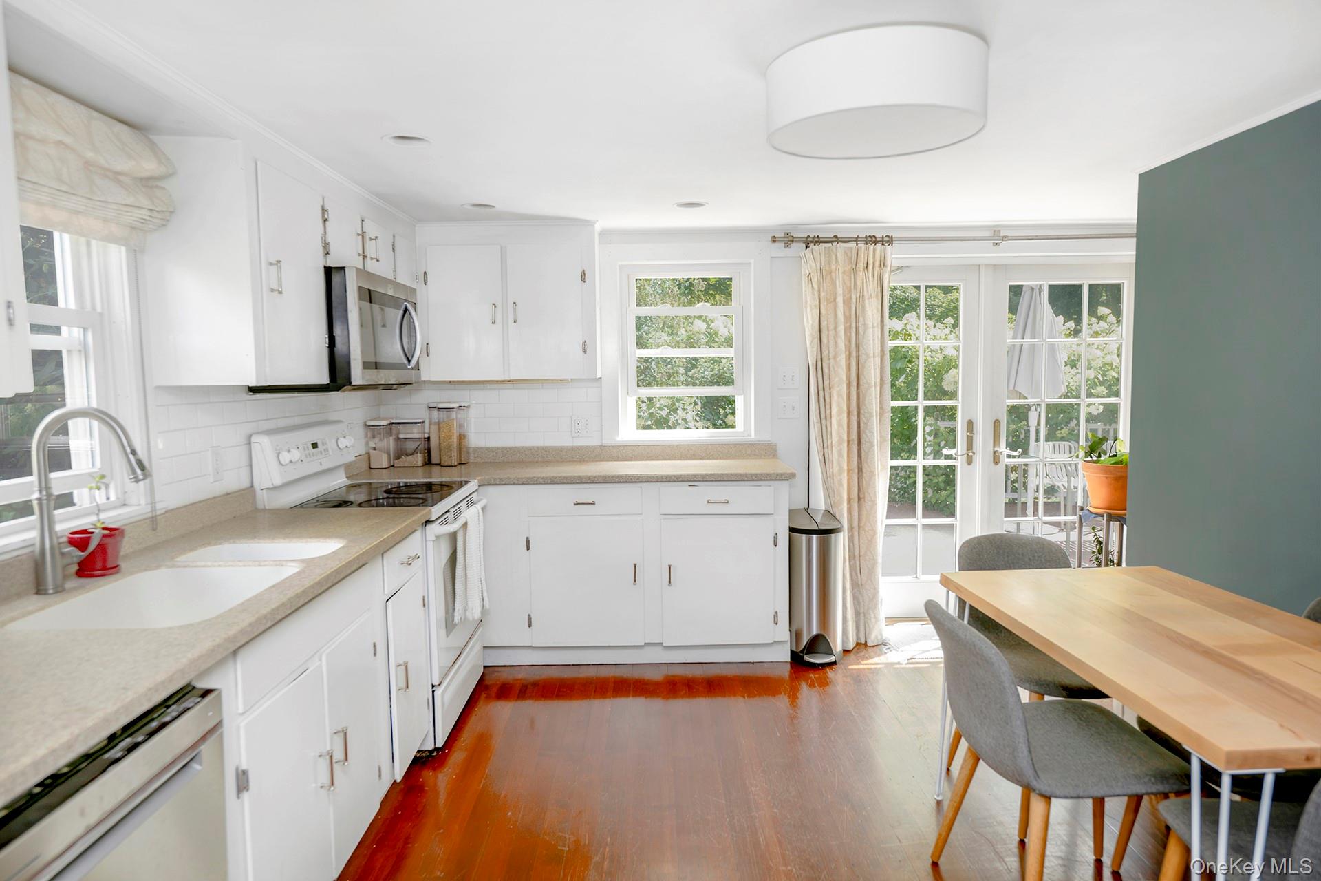 18 Highland Street Property Photo 10