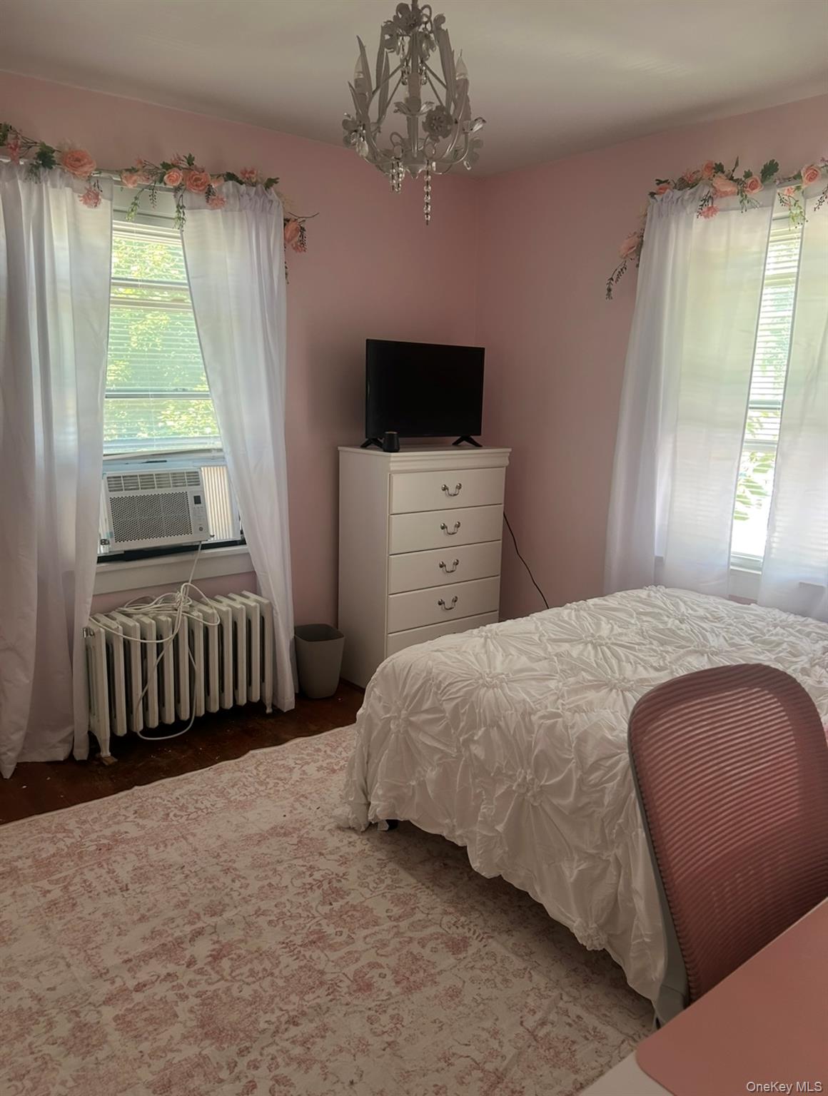 689 Stanton Avenue Property Photo 13