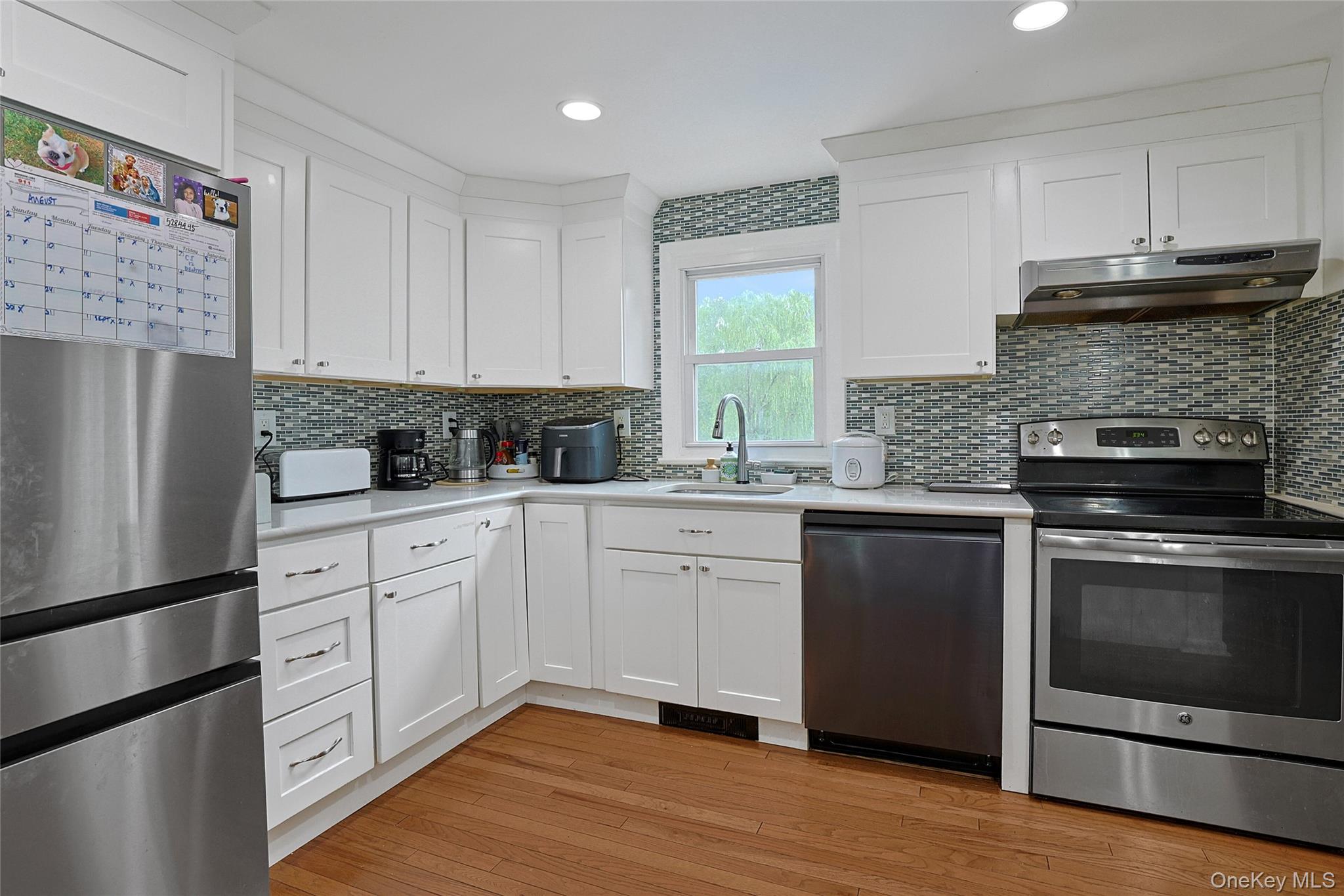 3320 Chelsey Street Property Photo 4
